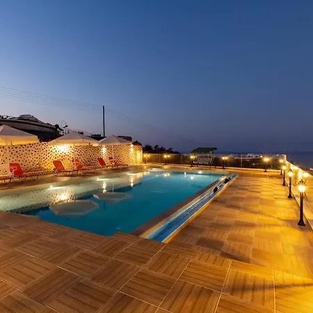 Ostrich Διαμέρισμα Φηρά