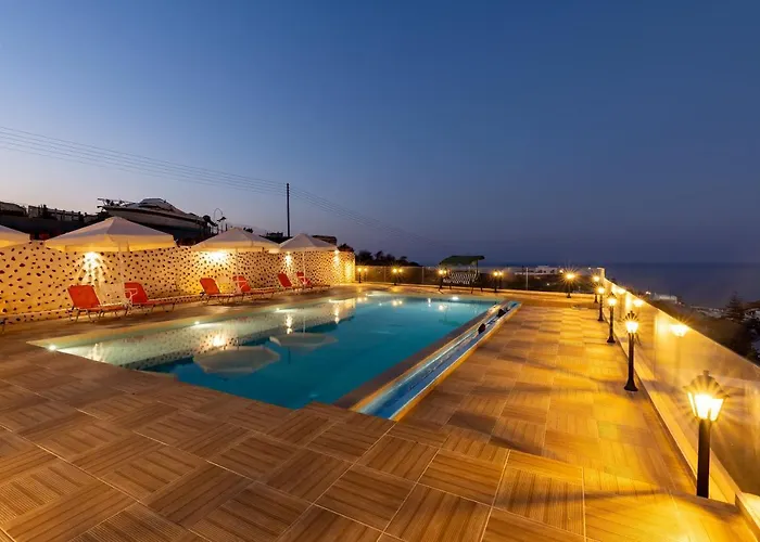 Ostrich Apartment Fira (Santorini)