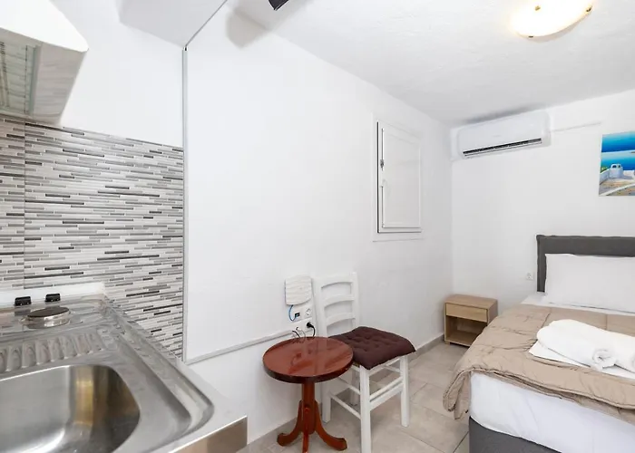 Apartment Ostrich Fira (Santorini)